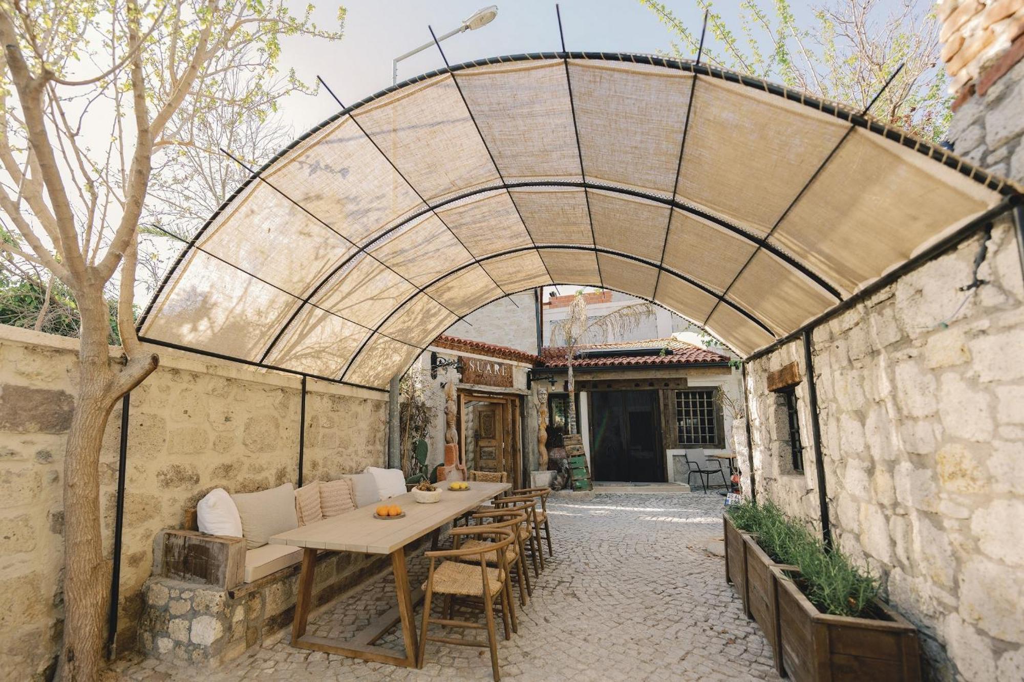 Suare Alacatı Bagian luar foto