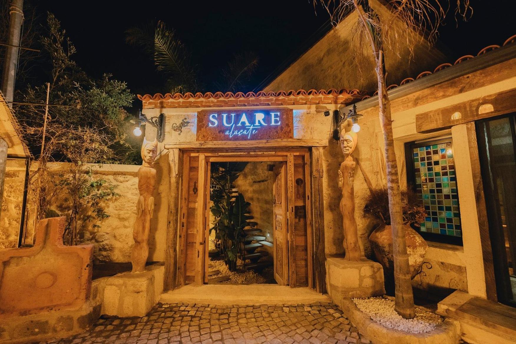 Suare Alacatı Bagian luar foto